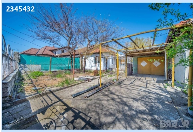 Продавам къща с двор в района на Шел, снимка 2 - Къщи - 54982467