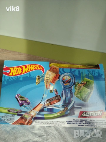 НОВА!!!Hot wheels писта+Подарък Blaze Storm с меки патрони, снимка 11 - Коли, камиони, мотори, писти - 54182038