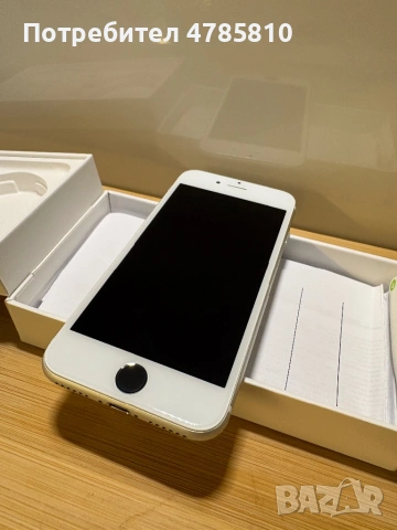 iPhone SE 2020 Бял, снимка 2 - Apple iPhone - 54095098