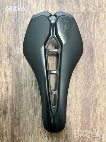 Карбонова седалка Pro Stealth Team