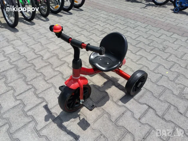 BYOX Триколка Cavalier Lux червен, снимка 2 - Детски велосипеди, триколки и коли - 55440038
