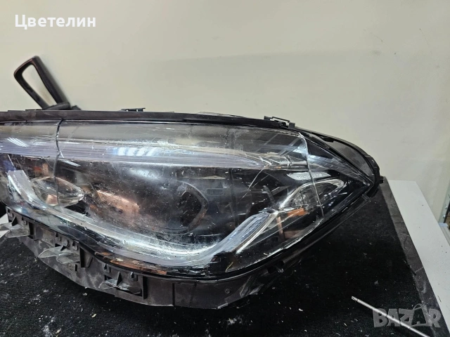 Ляв фар за Mercedes GLA H247. Счупен корпус и стъкло . A2479064906, снимка 3 - Части - 54488000