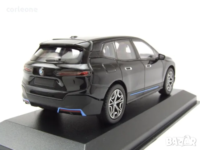 BMW IX 2023 - мащаб 1:43 на Minichamps моделът е нов в PVC дисплей-кейс, снимка 3 - Колекции - 55431155