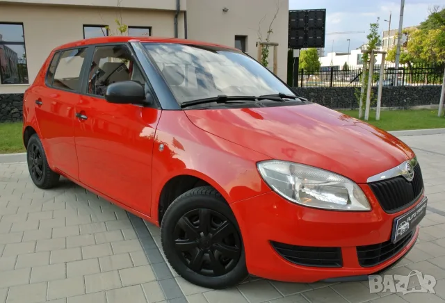 * Регистриран * Skoda Fabia 1.2i *Климатик* Евро 5B, снимка 3 - Автомобили и джипове - 55658825