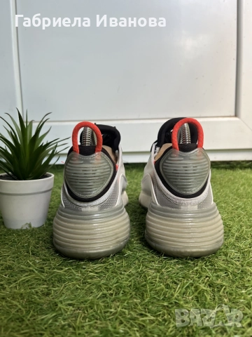 Дамски маратонки Nike Air Max 2090 | Н 38 | разцветка "Pure Platinum / White / Bright Crimson", снимка 8 - Маратонки - 55528729