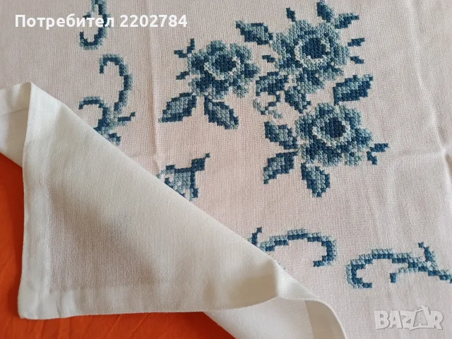 Битови, бродирани карета за маса , снимка 15 - Покривки за маси - 55671872