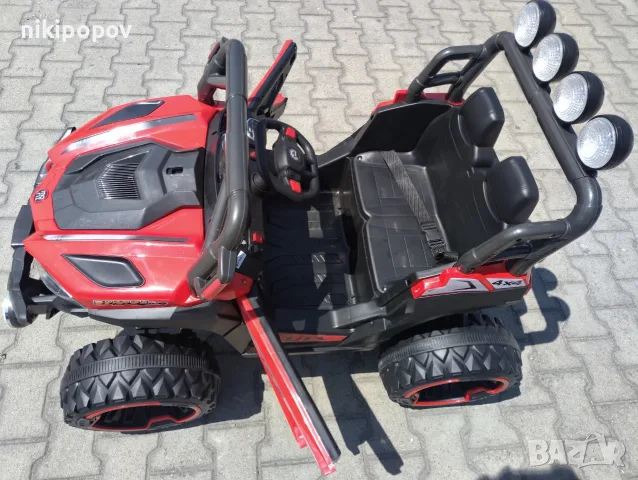 SAFARI двуместен акумулаторен джип JAKARTA 4x4 червен, снимка 8 - Коли, камиони, мотори, писти - 55440317
