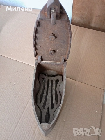 Ютия на въглища, снимка 2 - Антикварни и старинни предмети - 54190823