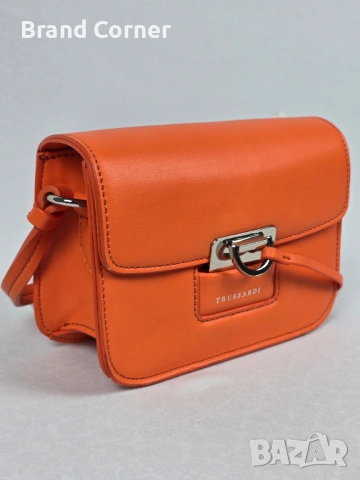 Нова дамска чанта Trussardi - оранжева