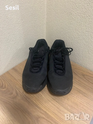 Оригинални маратонки Nike DN, снимка 3 - Маратонки - 55255499