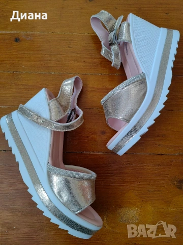 чисто нови дамски обувки , снимка 3 - Дамски ежедневни обувки - 54095664