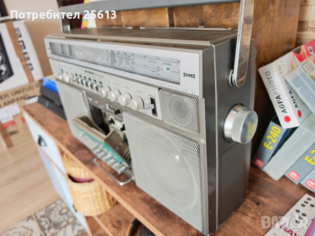 Universum, снимка 2 - Радиокасетофони, транзистори - 54225180