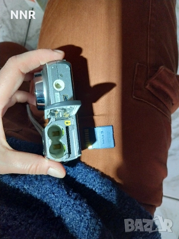 Pentax Optio E35 - цифров фотоапарат, снимка 3 - Фотоапарати - 54154710