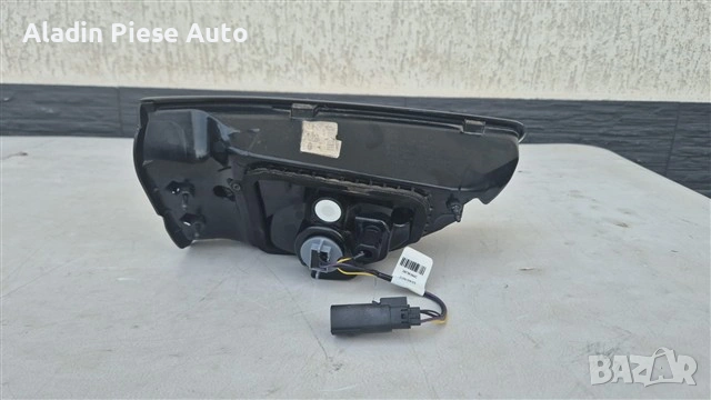 Заден десен заден фар на Ford Kuga Led Halogen година 2020 2021 2022 2023 2024 код LV4B13A602A , снимка 4 - Аксесоари и консумативи - 55014748