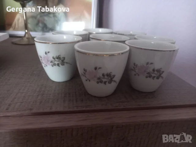 Винтидж порцеланов сервиз за ракия или ликьор ИЗИДА, снимка 2 - Други ценни предмети - 55301494