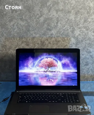 Medion Akoya E7226T Touch Screen 17.3 Windows 10, снимка 4 - Лаптопи за дома - 55563411