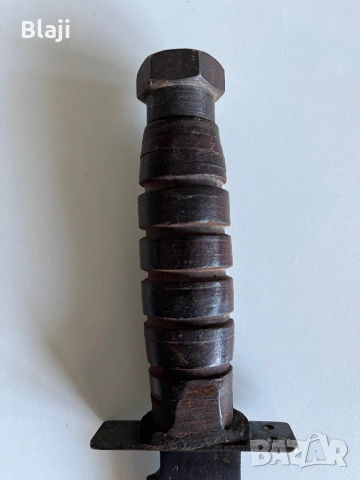 Стар военен нож, снимка 2 - Антикварни и старинни предмети - 54237174