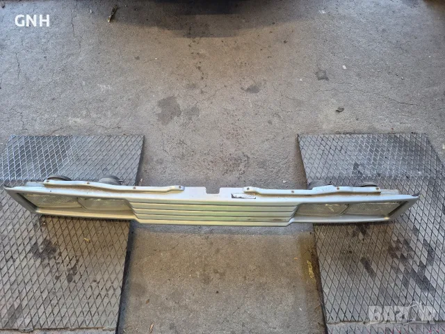 Тунинг решетка с фарове от Vw Golf 1, снимка 8 - Части - 55658344