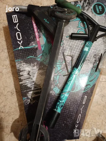 тротинетка за трикове scooter shock, снимка 8 - Скейтборд, ховърборд, уейвборд - 55302009