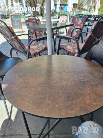 Маса с четири стола , снимка 4 - Маси - 54322105