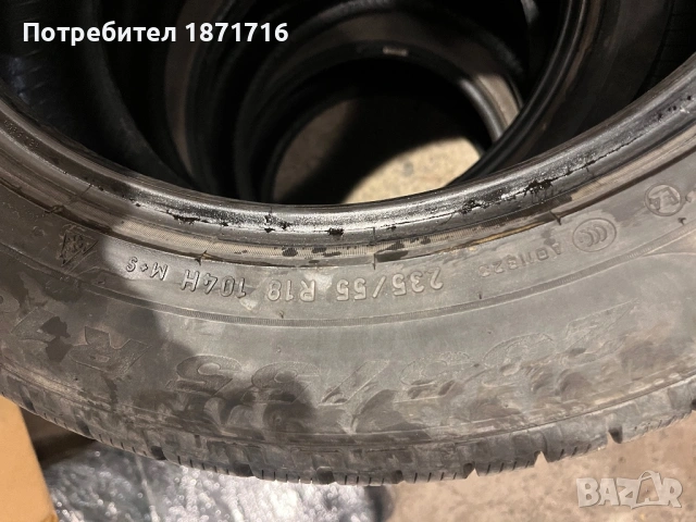Зимни гуми 235/55/18, снимка 4 - Гуми и джанти - 53977445
