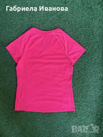Дамска тениска  с мрежести панели Nike Dri - FIT, снимка 6 - Тениски - 55479929