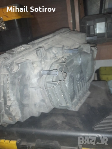 Десен фар за Мерцедес 124, снимка 4 - Части - 54314904