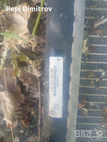 Воден радиатор за VW Golf 5  1K0121251BR