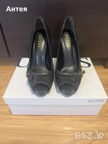 Дамски обувки Guess