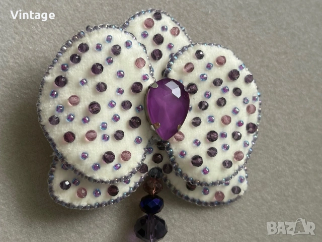 Ръчно изработена брошка Орхидея , снимка 4 - Бижутерийни комплекти - 53368172