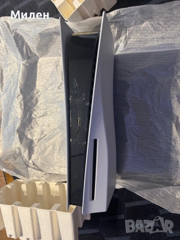 Продавам Sony PlayStation 5 (PS5) Disc Edition+Играта FC26-Като нова! , снимка 12 - PlayStation конзоли - 54306200