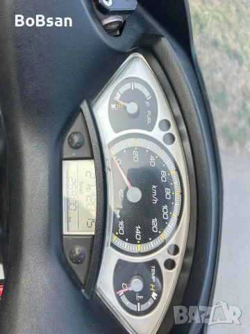 Yamaha X-Max 250i, снимка 9 - Мотоциклети и мототехника - 54571357