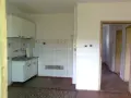 Триетажна тухлена къща с двор в град Каспичан -170 000 евро, снимка 9