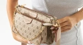 POLOGRAND London Valentino ГОЛЯМА ЧАНТА С КАПАК БЕЖОВА VBS3XJ02, снимка 5