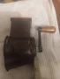 Продавам старинна мелница за кафе , снимка 3