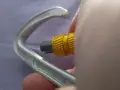 карабинер Singing Rock Colt Screw с винтова муфа за заключване.нов, снимка 2