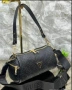чанти GUESS - 💫22 cm x 13 cm, снимка 4