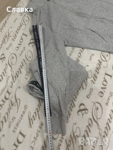 Продавам екип на Tommy Hilfiger размер L, снимка 6 - Спортни дрехи, екипи - 54740700