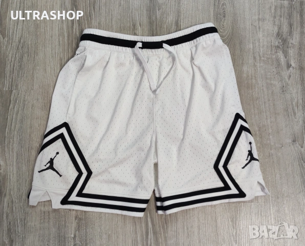 Air Jordan M size Мъжки къси панталони в отлично състояние, снимка 2 - Къси панталони - 54781763
