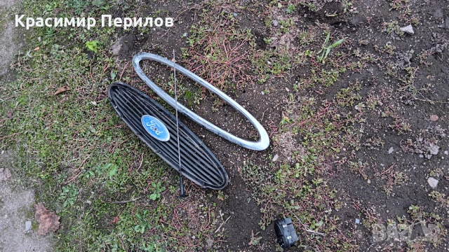 Фарове и задна кора за Форд Мондео 93 до 99 година, снимка 2 - Автомобили и джипове - 54558053