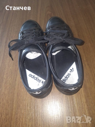 Оригинални кожени кецове Adidas Originals – №42 (Естествена кожа), снимка 2 - Кецове - 55071827