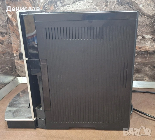 Кафеавтомат / Кафемашина Delonghi Perfecta , снимка 5 - Кафемашини - 54672086