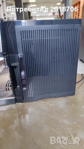 Delonghi Perfecta, снимка 4 - Кафемашини - 54357548