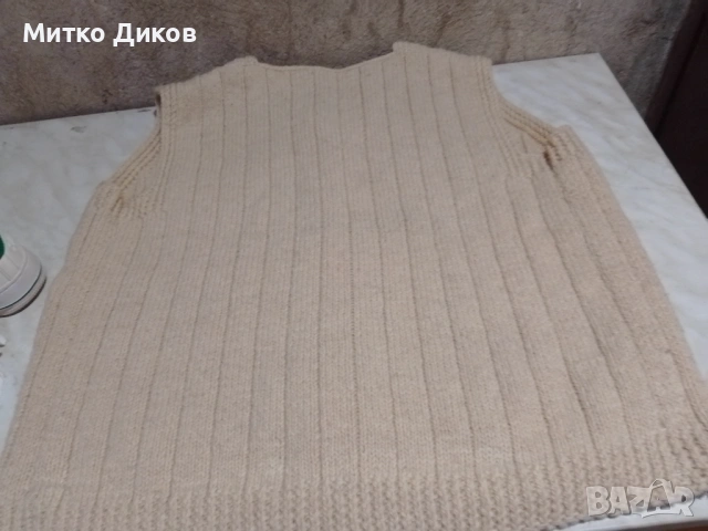 Вълнен елек  размер ХЛ, снимка 4 - Елеци - 54640999