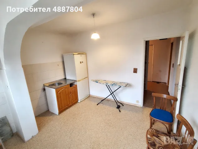 Продавам тристаен апартамент в Славейков , снимка 2 - Апартаменти - 55414209