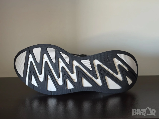 Adizero Aruku Налични 42.5н 27см/44н 28см Стелка Нови с кутия , снимка 8 - Маратонки - 55092508