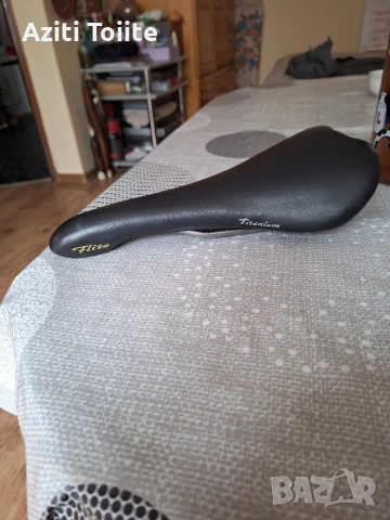 седалка, снимка 2 - Части за велосипеди - 54014107