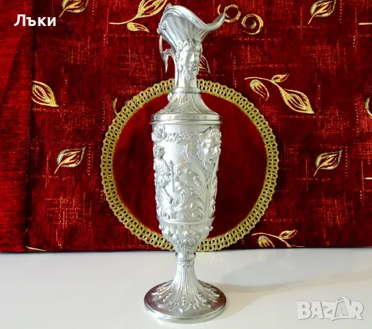 Италианска калаена ваза,кана,свещник,бокал,шедьовър. , снимка 2 - Антикварни и старинни предмети - 55342349