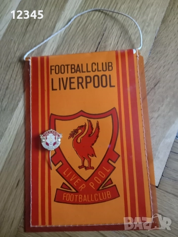 Значка и флагче на Liverpool 