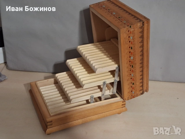 Ретро кутия  за цигари  от Соц-а., снимка 3 - Антикварни и старинни предмети - 54948641